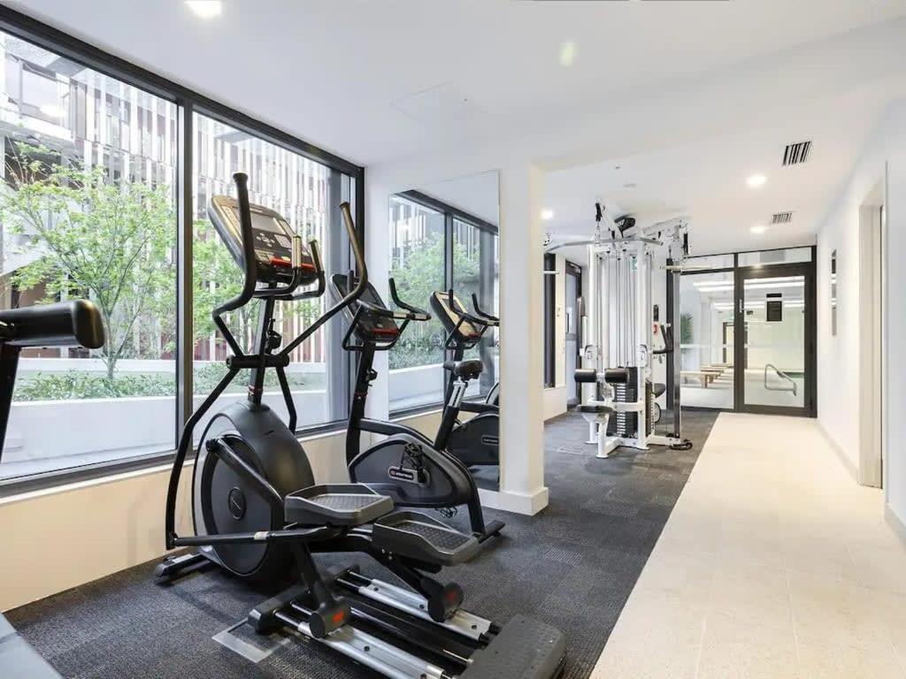 Cosy Two Bedroom Apartment With Balcony Pool And Gym Auckland Ngoại thất bức ảnh