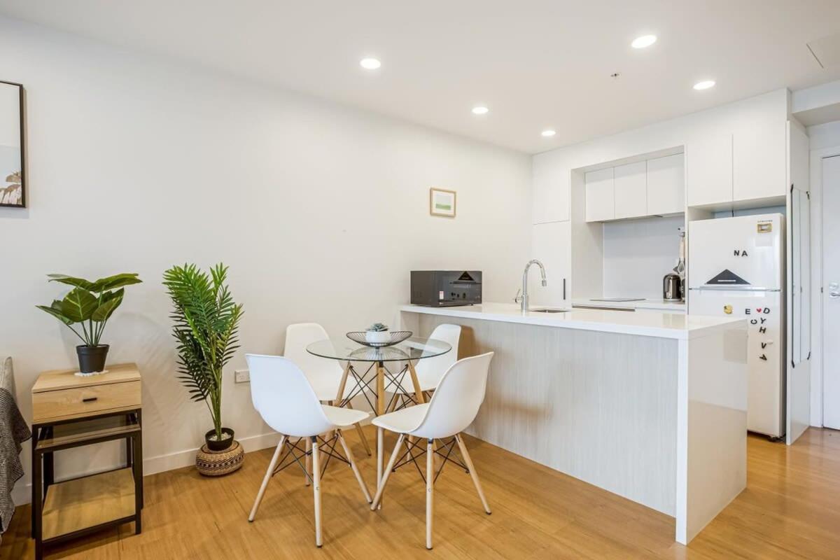 Cosy Two Bedroom Apartment With Balcony Pool And Gym Auckland Ngoại thất bức ảnh